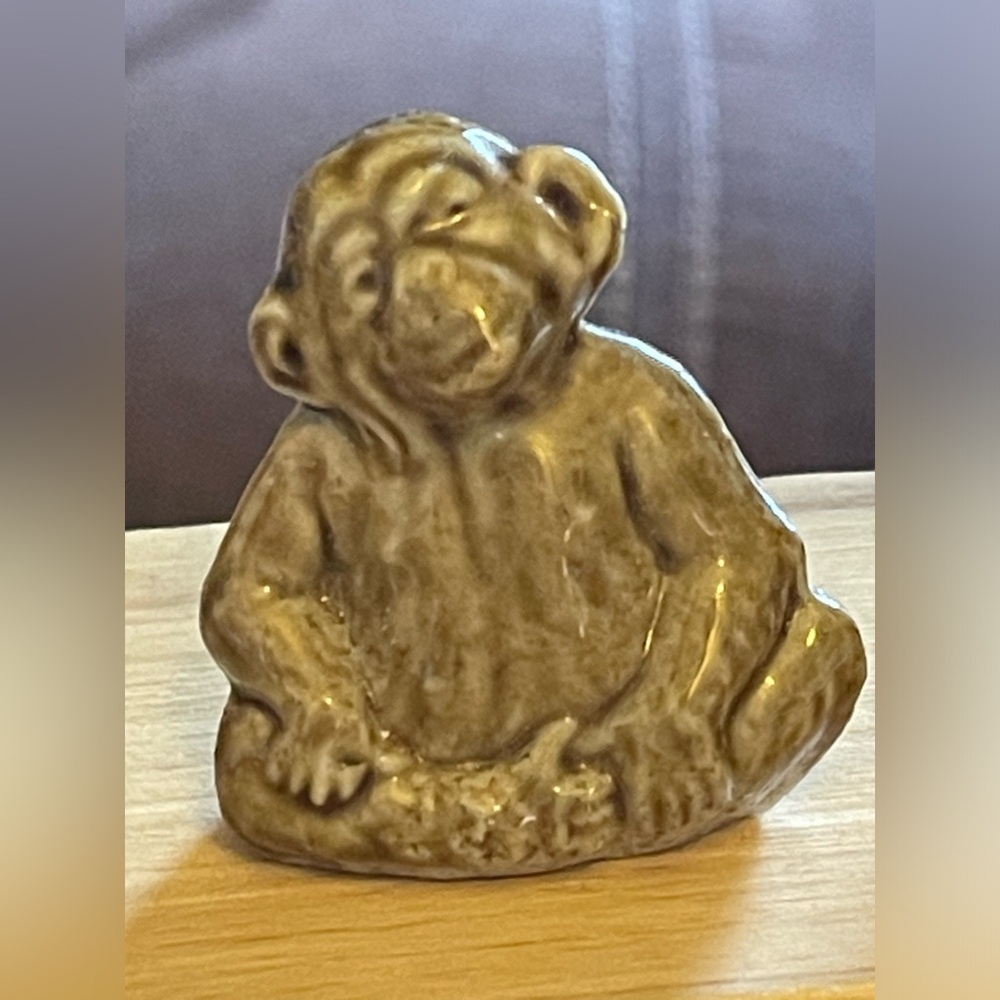 Vintage Wade England Whimsies Red Rose Tea Monkey Figurine